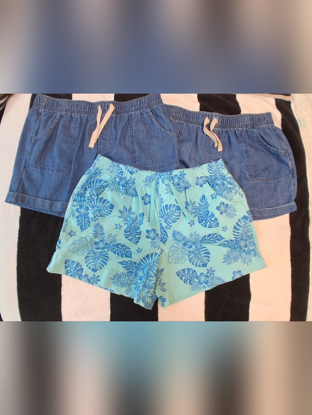 Girls Blue Floral and Denim-Style Elastic Waist Shorts -3 Pack Size XXL (18)